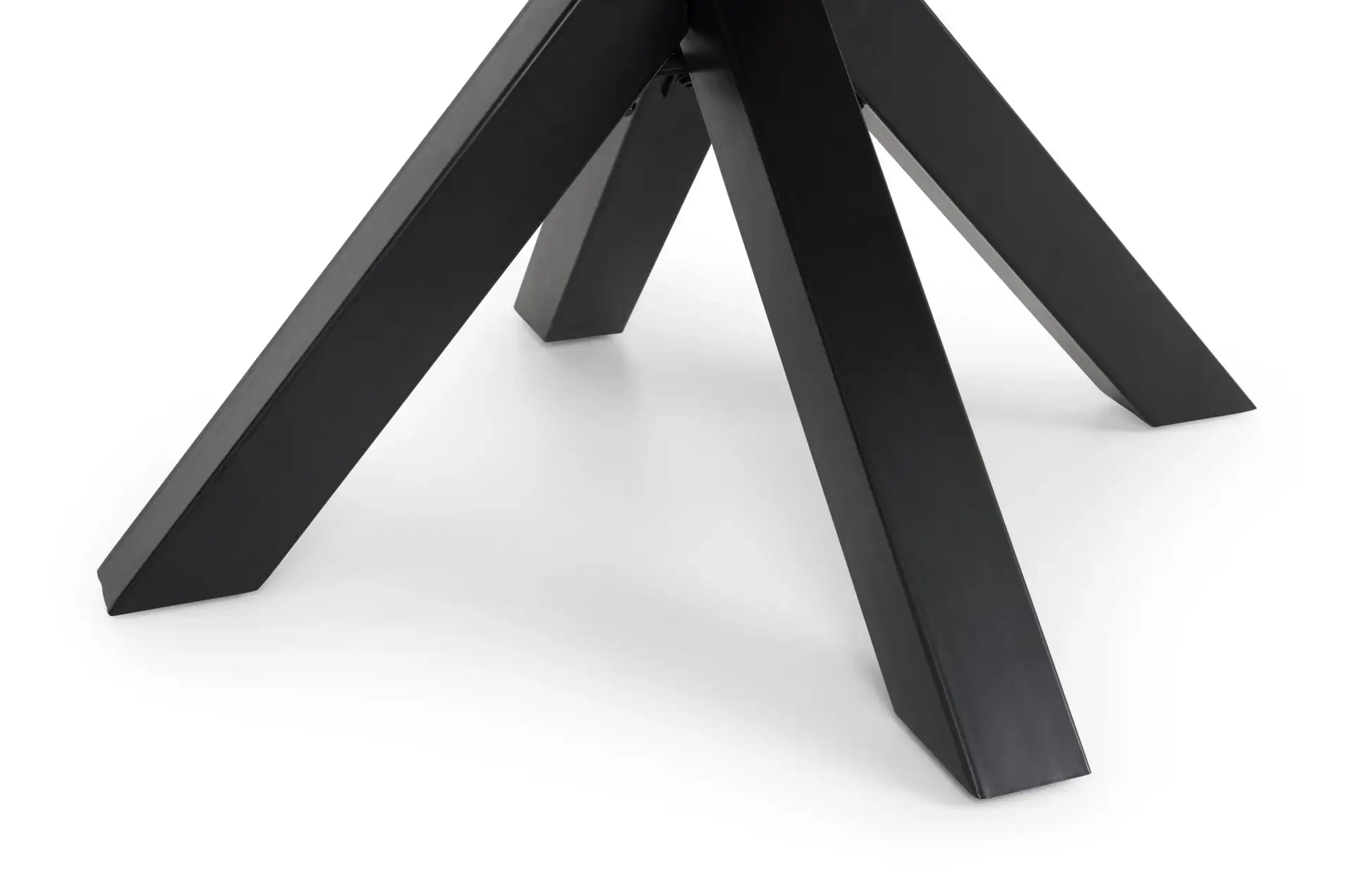 Berwick Round Table - Image 4