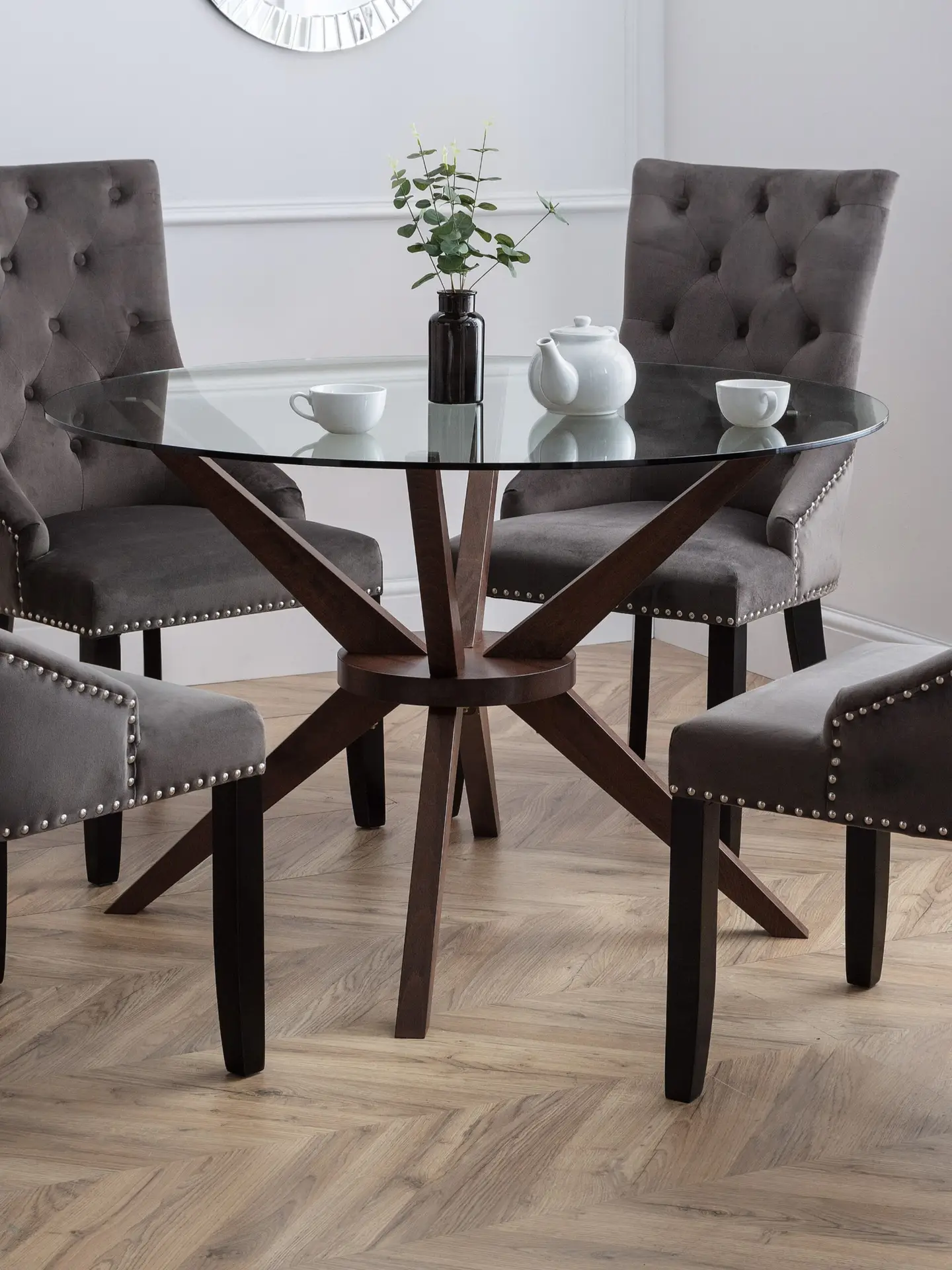 Chelsea 120cm Round Glass Table