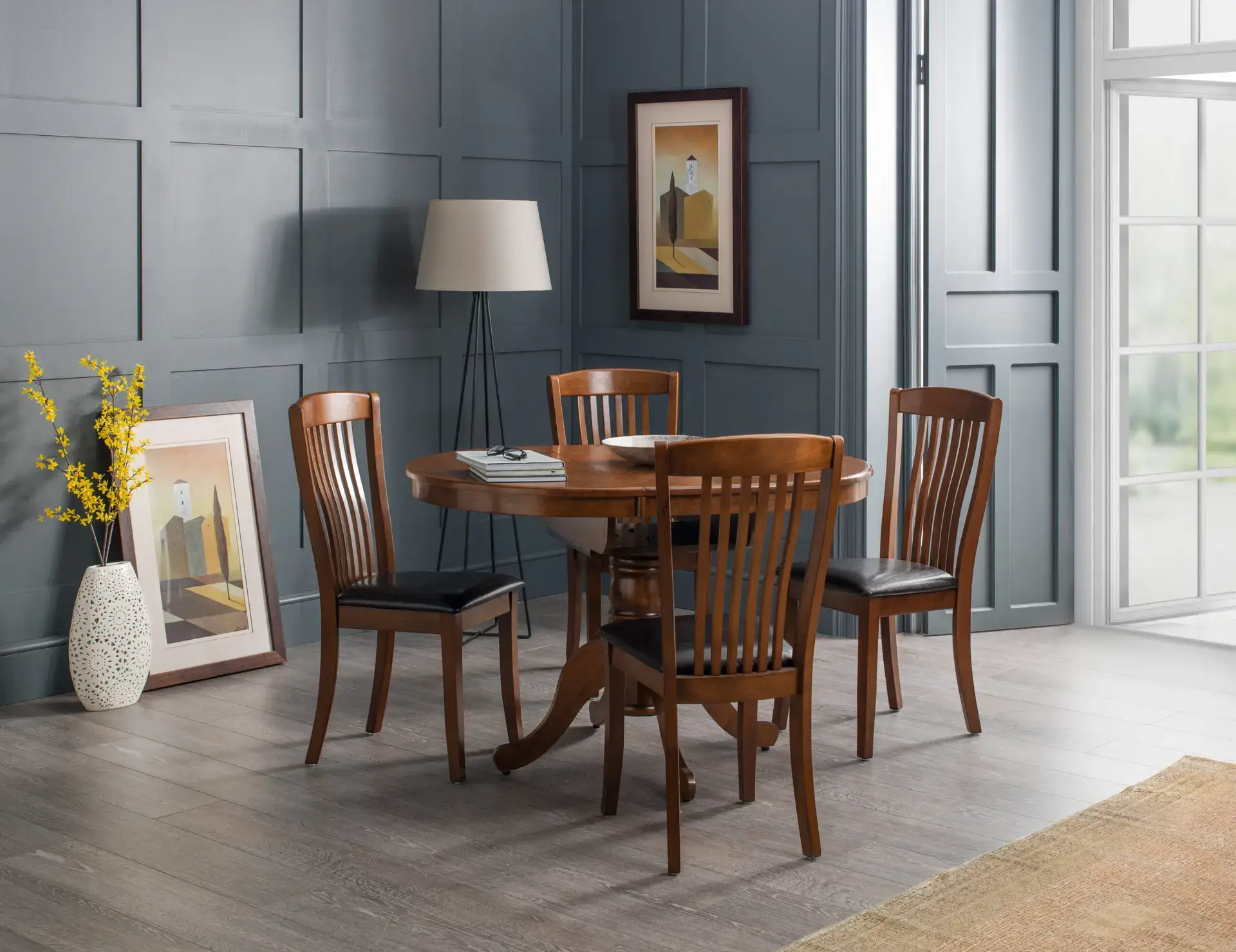 Canterbury Round To Oval Extending Table - Mahogany - Image 9