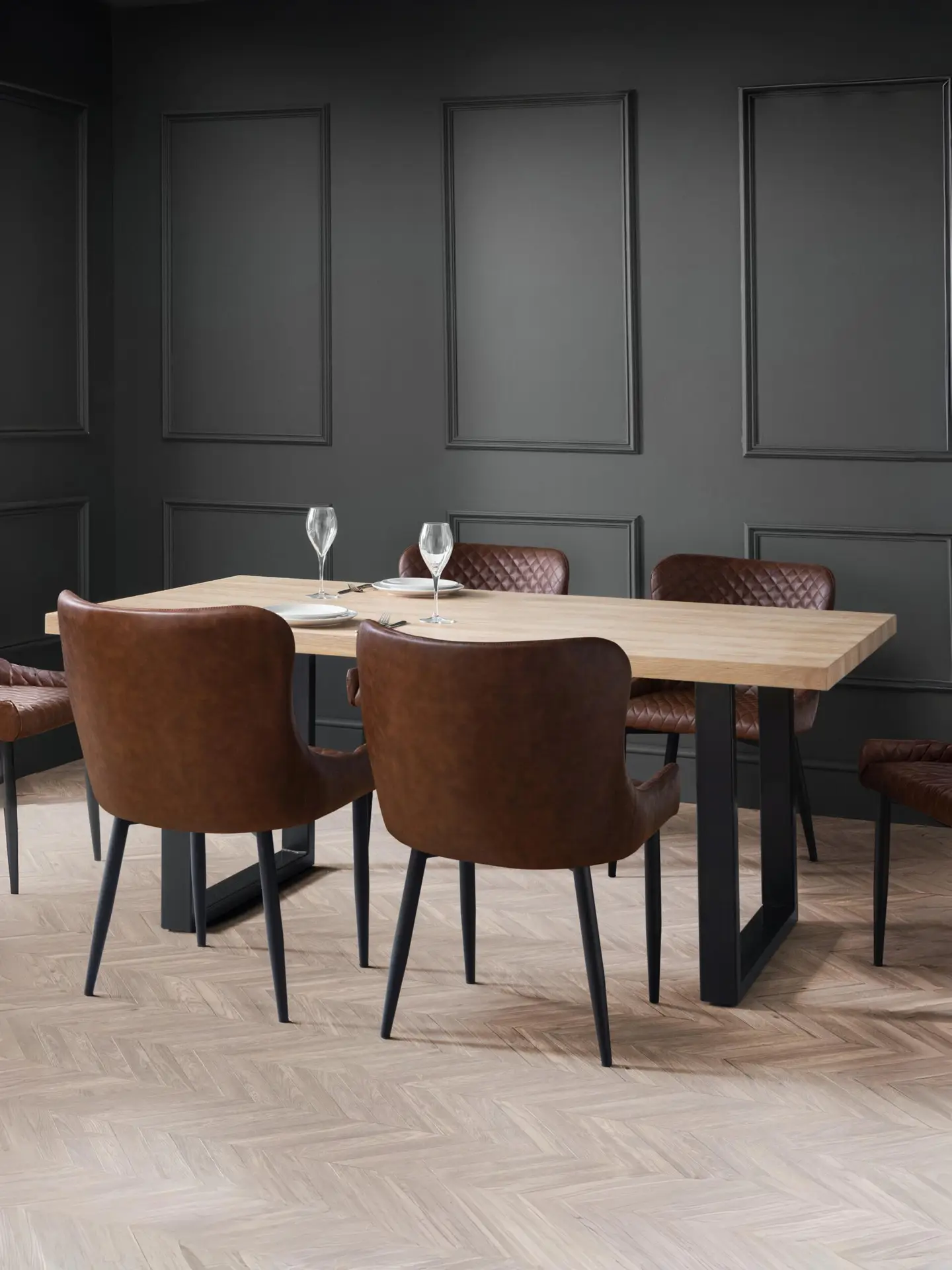 Berwick Dining Table