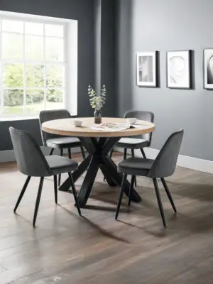 Berwick Round Table and 4 Grey Burgess