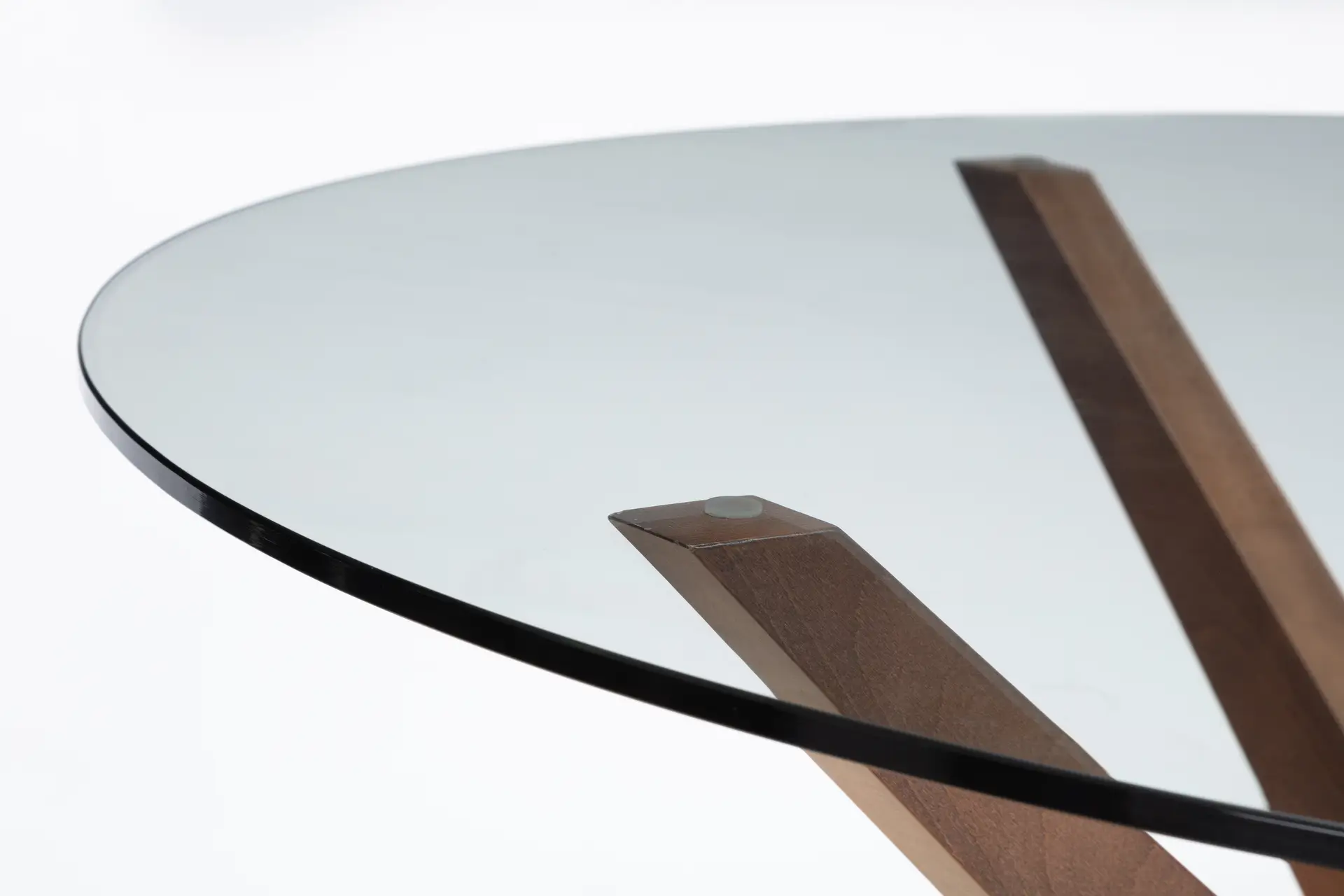 Chelsea 120cm Round Glass Table - Image 3