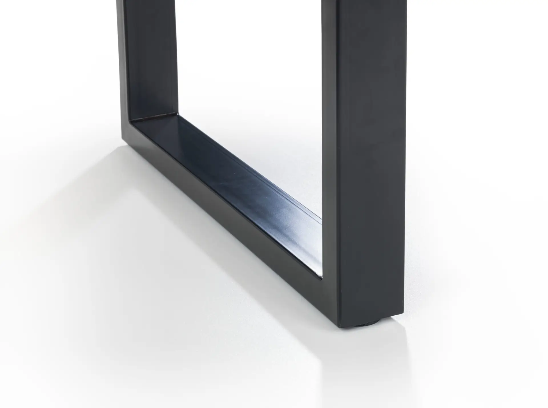 Berwick Dining Table - Image 5