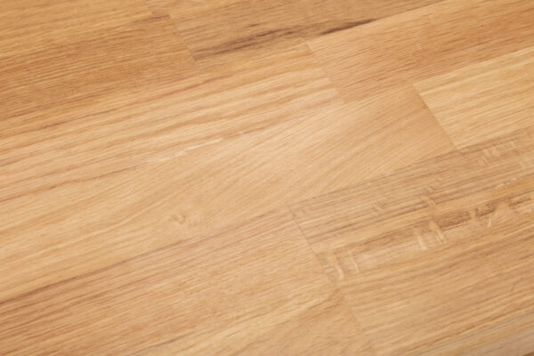 Coxmoor Oak Rectangular Table and 4 Hastings Chairs - Image 3