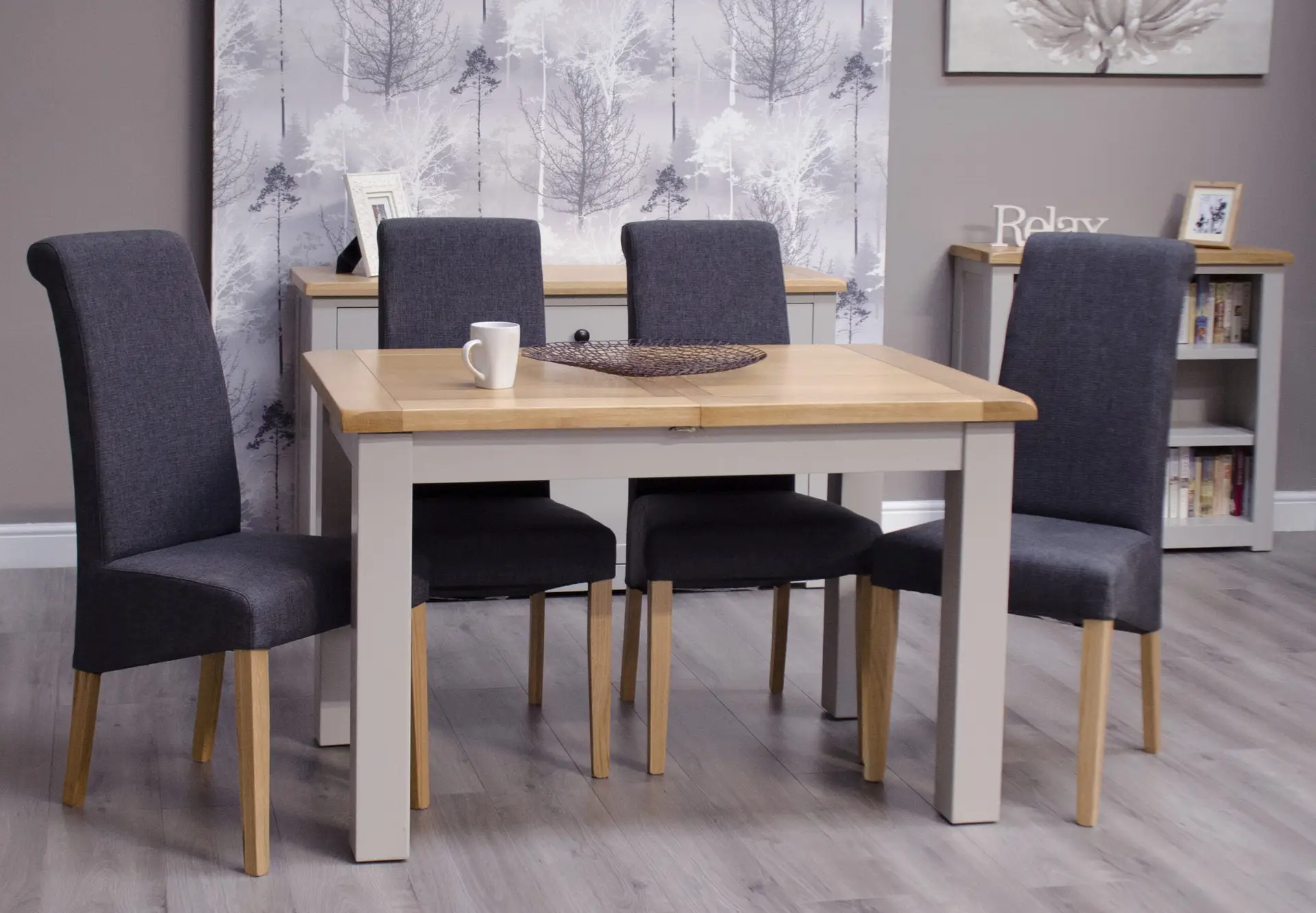 Diamond Small extending Table - Image 3